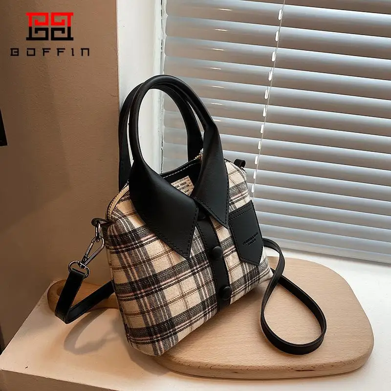 2023 Summer Fashionable PU Bag Handheld Checker Bags for Women Versatile Casual Crossbody Bags Unique Designer One Shoulder Bag