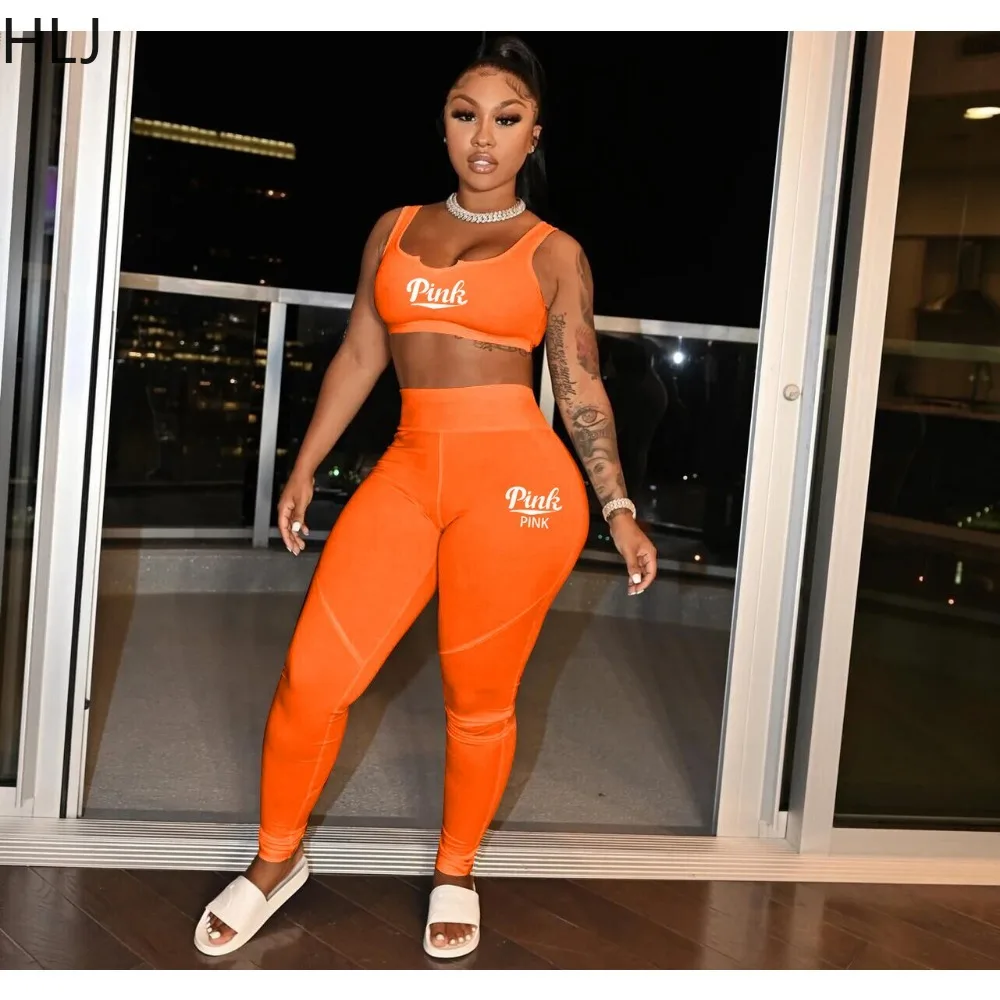 Рисунок 3 - Женский спортивный костюм HLJ