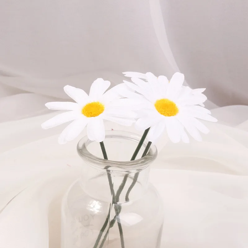 

Photography Props 30pcs DIY Daisy Flower Head Fake Flore Head Jewelry Accessories Home Living Room Decor Silk Flower Head