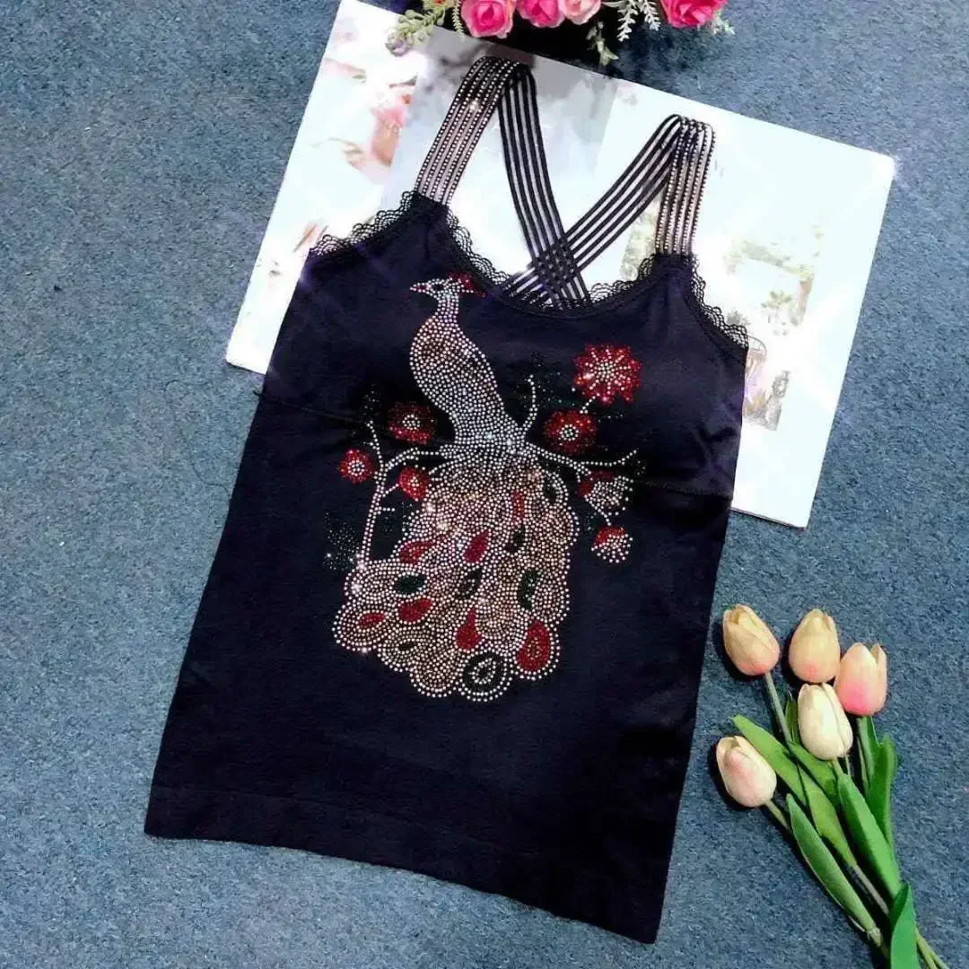 Женские милые топы на бретельках с изображением павлина и стразами модная одежда