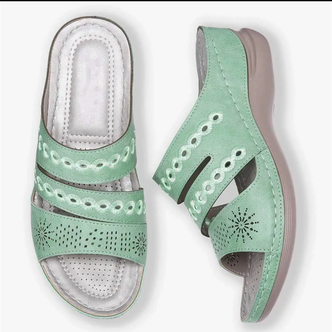 

Women's Summer Flat Slippers Simple Comfortable Versatile Non-Slip Soft Sole Shoes Open Toe Solid Color Casual Beach Shoes