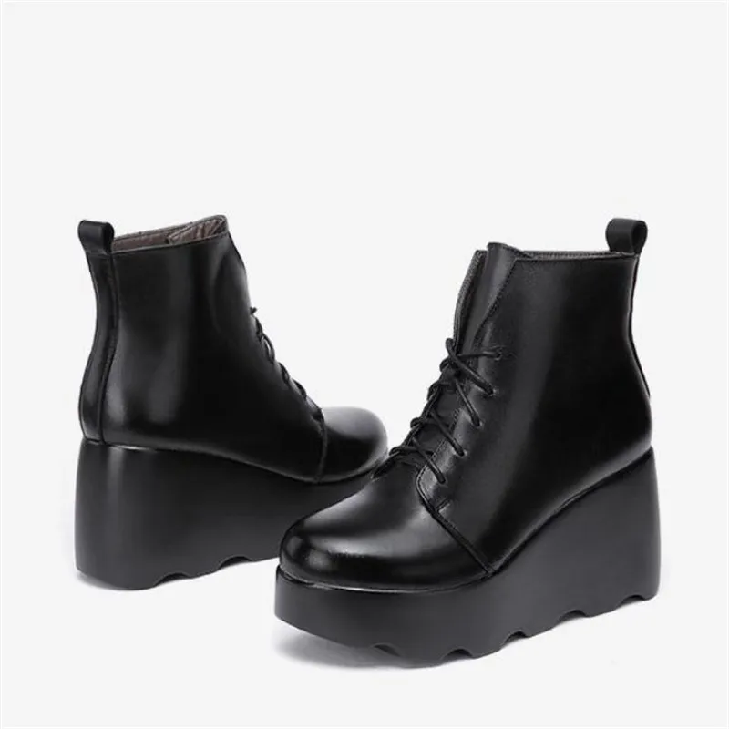 

Женские массивные ботинки на платформе, обувь на толстой подошве, зимние теплые плюшевые ботильоны, женские кожаные мотоциклетные ботинки ...