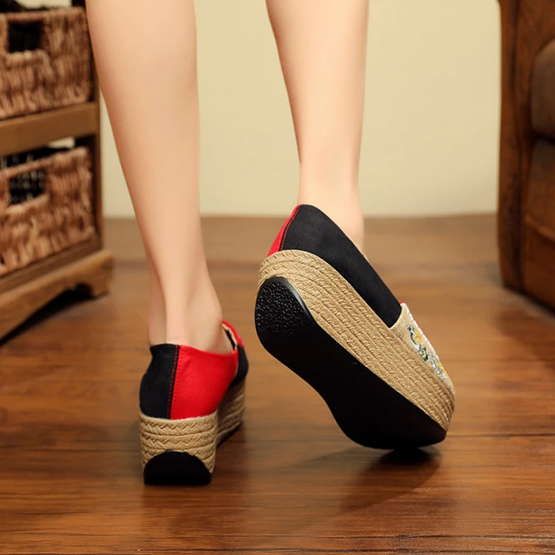 Холщовые женские кроссовки с вышивкой по лицу Винтажные льняные хлопковые без