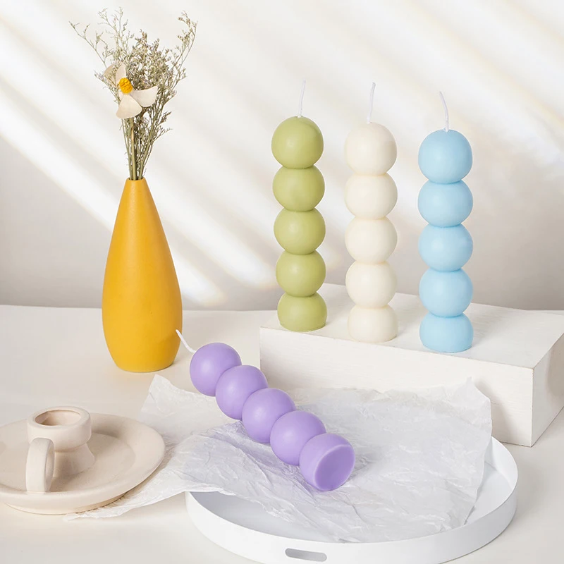 

2Pcs Christmas Special-shaped 5 Even Spherical Candle Gourd-shaped Scented Candle Home Decoration Wedding Banquet Decoration