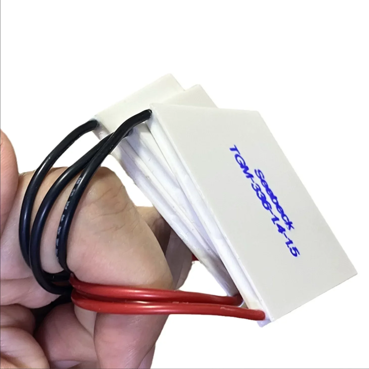 1 пара полупроводниковых генераторов разницы в температуре. 5 дюймов генератор