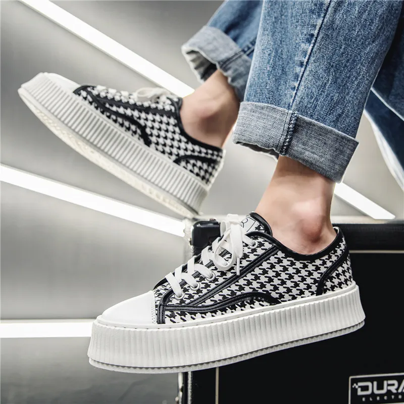 

Кроссовки мужские для бега, повседневная кожаная удобная обувь, на платформе, Модная студенческая обувь для скейтборда, черные, на лето