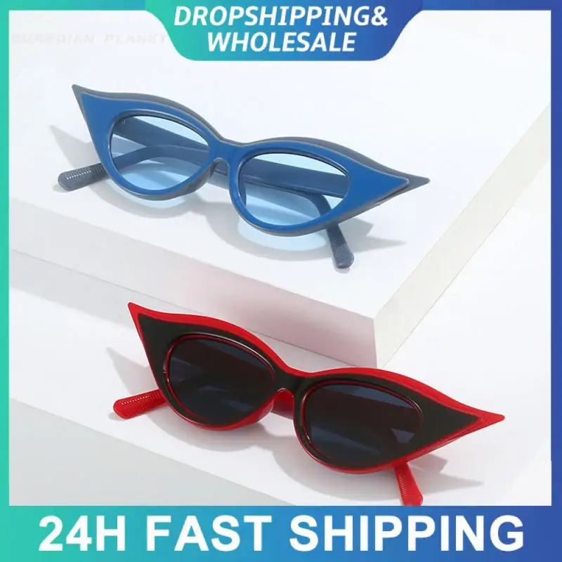 

Солнцезащитные очки в стиле «кошачий глаз»