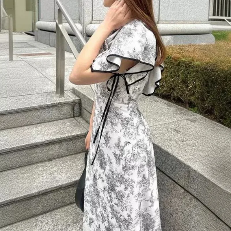 Женское приталенное платье с оборками ТРАПЕЦИЕВИДНОЕ ПЛАТЬЕ средней длины