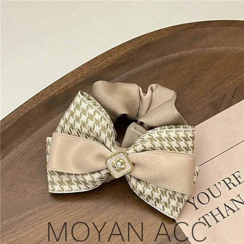 

Korea Headgear Scrunchies Women's Handmade Black Stretch Hair Cord Camellia Bow Elastic Hair Tie Hair Accessories for Women Girl