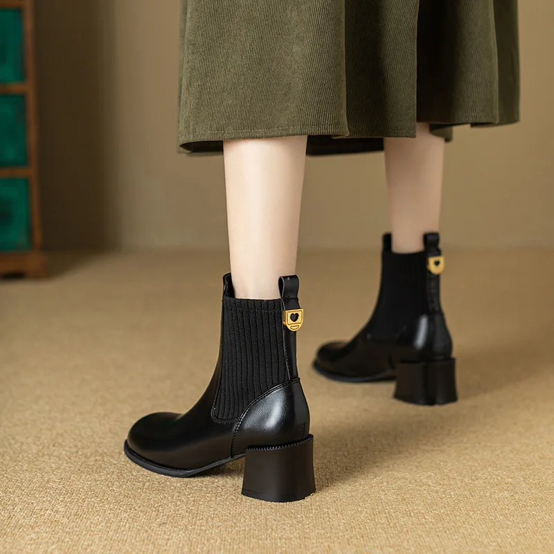 Новинка 2023 короткие ботинки на толстом каблуке в британском ретро-стиле женские