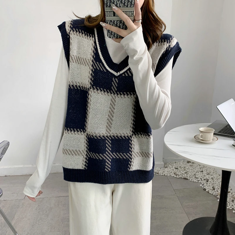 

Autumn Spring Fashion Female Loose V-Neck Vintage Knitwear Waistcoat Knit Tanks Tops Women Casual Sleeveless Sweaters Vests