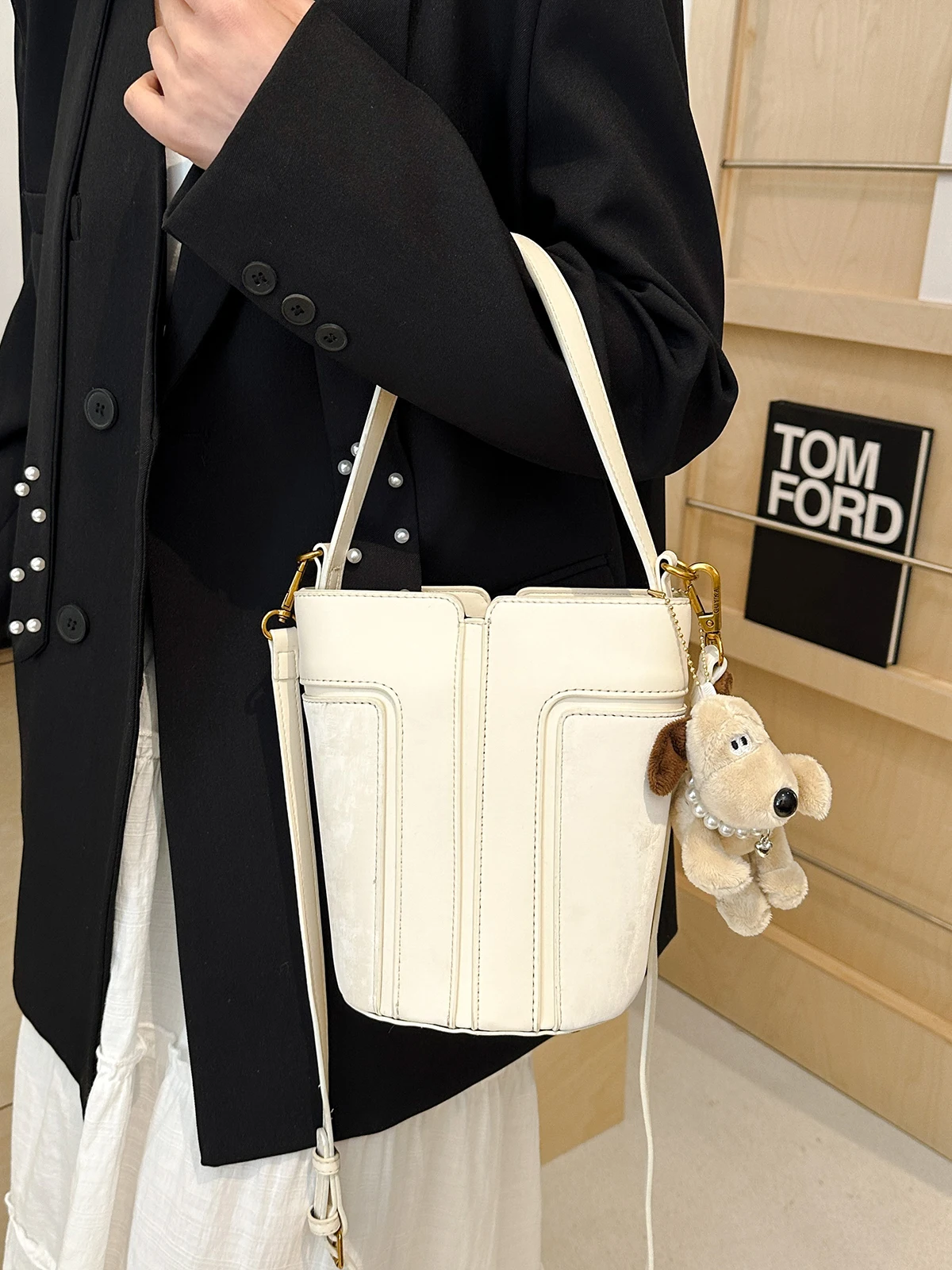 Летняя супер популярная женская сумка 2024 новая модная универсальная