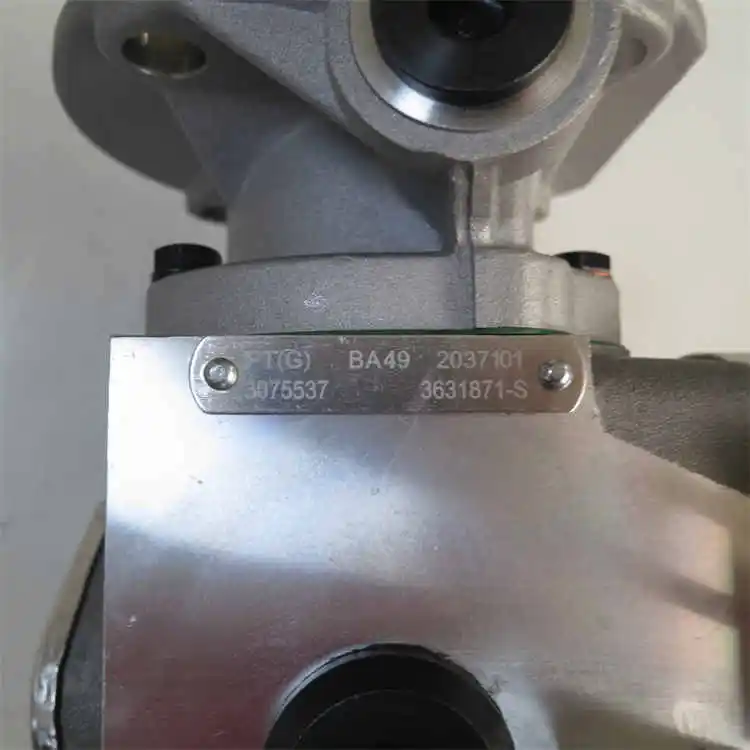 Высококачественная строительная техника топливный насос k38 3075537 3035211 3279627