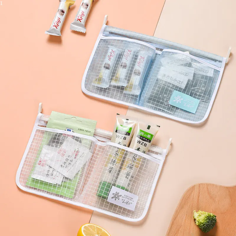 

1/2pcs Refrigerator Storage Mesh Bag Portable Seasoning Food Snacks Net Bag Double Compartment Hanging Bag Kitchen Accessories