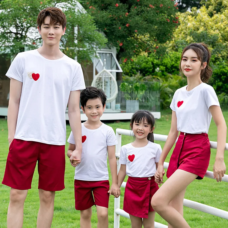 

Summer Matching Family Outfits Beach Mum Daughter Dad Son Cotton T-shirt & Shorts Famliy Look Holiday Seaside Couple Outfit