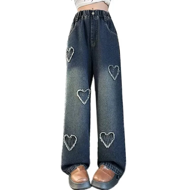 Детские классические джинсы с синим сердечком для девочек модные джинсовые