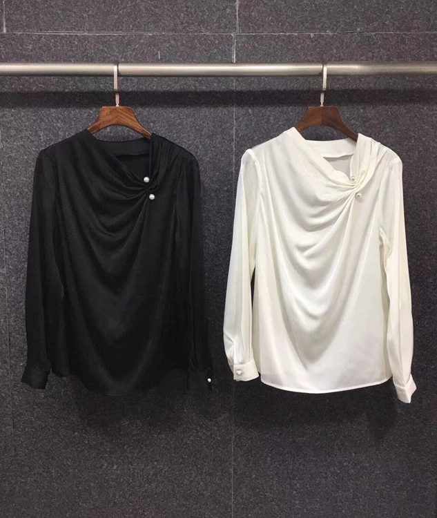 

2022 new women fashion irregular pearl buckle wrinkle solid color long-sleeved all-match blouse 0106