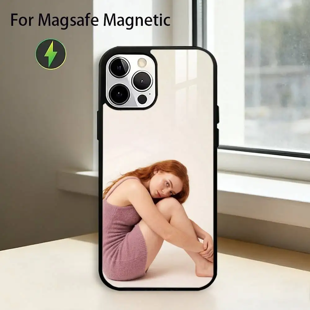 Фото Чехол для телефона Beauty Actress Sadie Sink для iPhone 17, 16, 15, 14, 13, 12, 11 Plus, Pro с поддержкой магнитной беспроводной зарядки №5