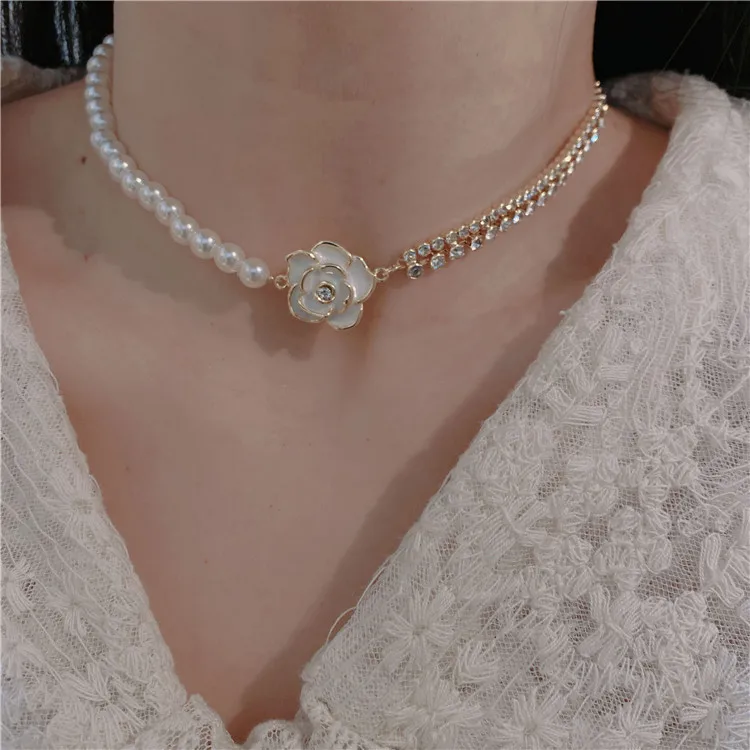 

2022 Vintage French Flower Pendant Necklace Simulated Pearl Bead Choker
