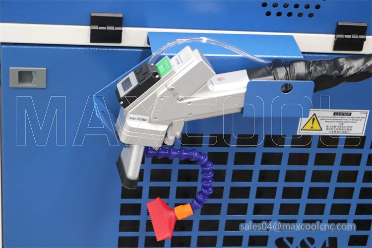 Maxcool Нержавеющая сталь Углеродистая Лазерная чистящая машина Удаление жира из