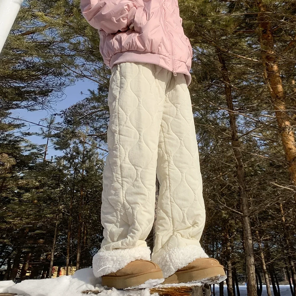 Женские зимние штаны толстые утепленные водонепроницаемые широкие брюки на