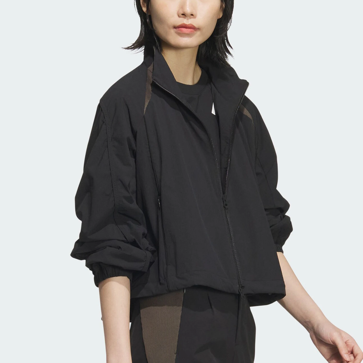 Фото Женская простая куртка свободного кроя Adidas Originals FUSTL W P JKT JN0766 №2