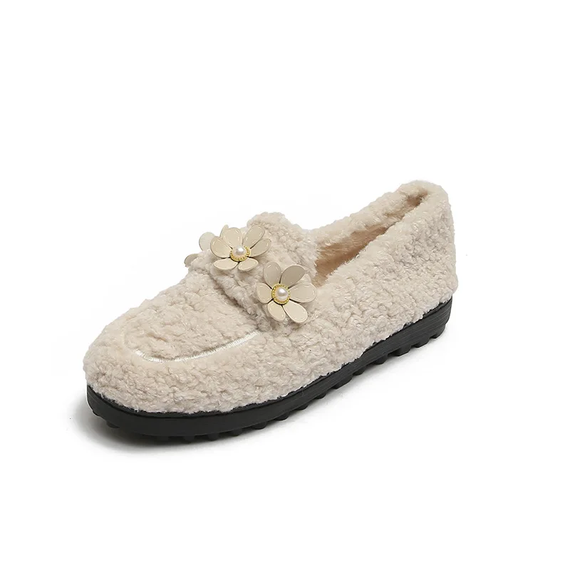 Plush Shoes Women Winter Outdoor New Korean Style Fashion Flower Design Platform Shoes Slip-on Lightweight Shoes Large Loafers