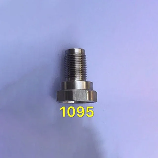 

Клапан выхода поршневого насоса, безвоздушные аксессуары, детали насоса для безвоздушного распылителя краски Mrk V 390 595 1095 5900 7900, Поршневой клапан