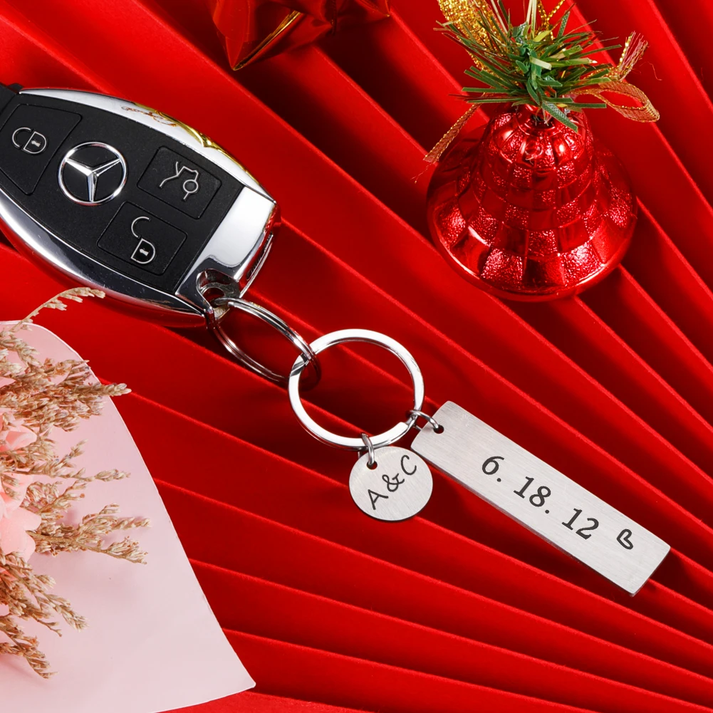 Special Gift Personalized Keychain Custom Key Chains Engraved Text Date Intials Names Customized Lover Valentines Day Gifts