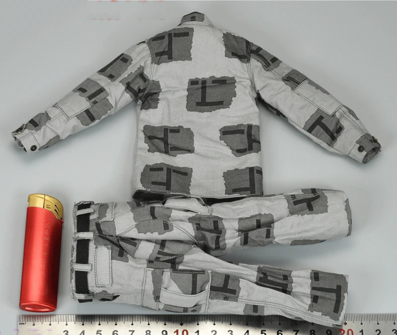 

Модель камуфляжной боевой униформы морской пехоты DAMTOYS DAM масштаб 1/ 6 78079