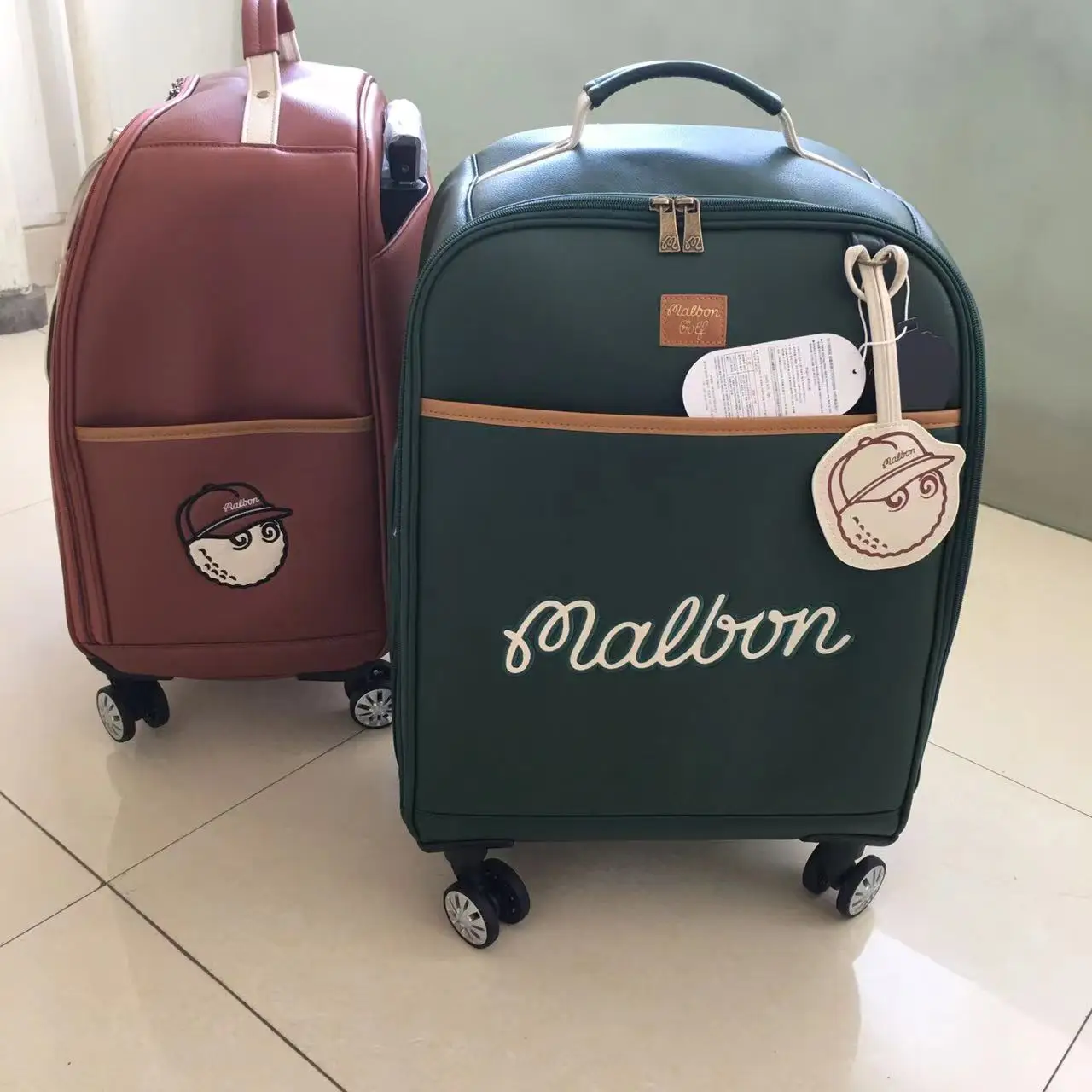 

2023 New Golf Bag Light Clothes Bag Carrier Golf Clothing Storage Case Outdoor PU Waterproof Storage Case
