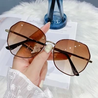 women fashion sunglasses brand designer metal temples sun glasses for female men outdoor gradient driving glasses uv400 eyewear