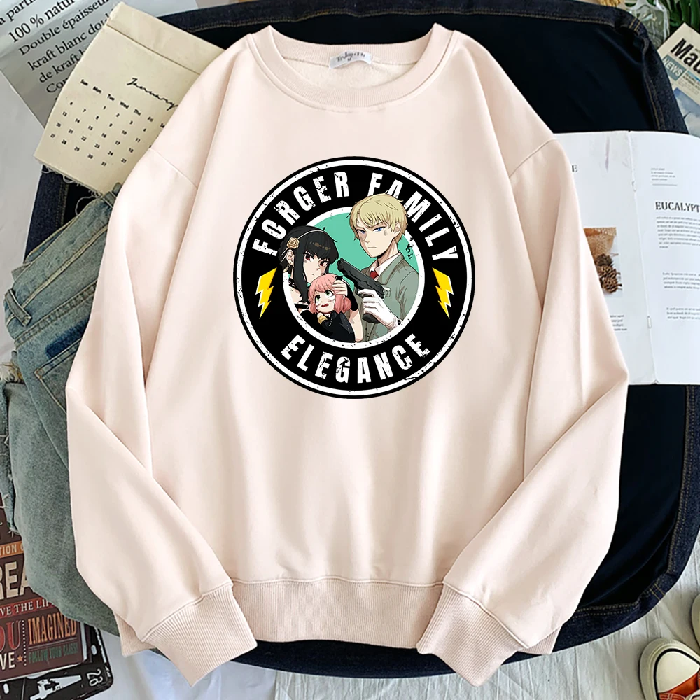 

Spy X Family Forger Family Elegance Vintage Print Men Hoodies Vintage Street Fashion Pullover Autumn Fleece Tops Man Clothes