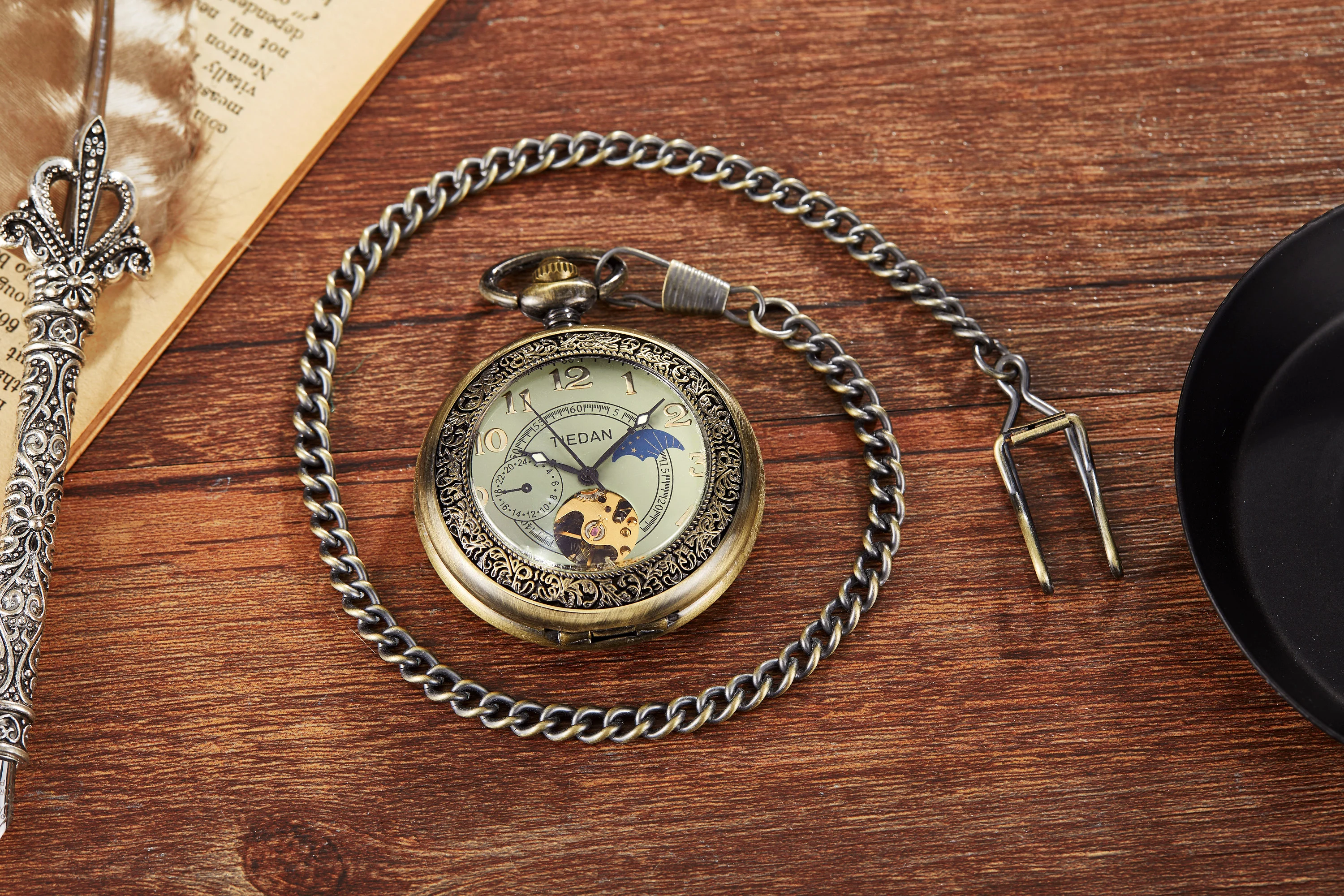 2022  New Top Brand Retro Men's Pocket Watch Fashion Ladies Gift Mechanical Movement FOB Chain