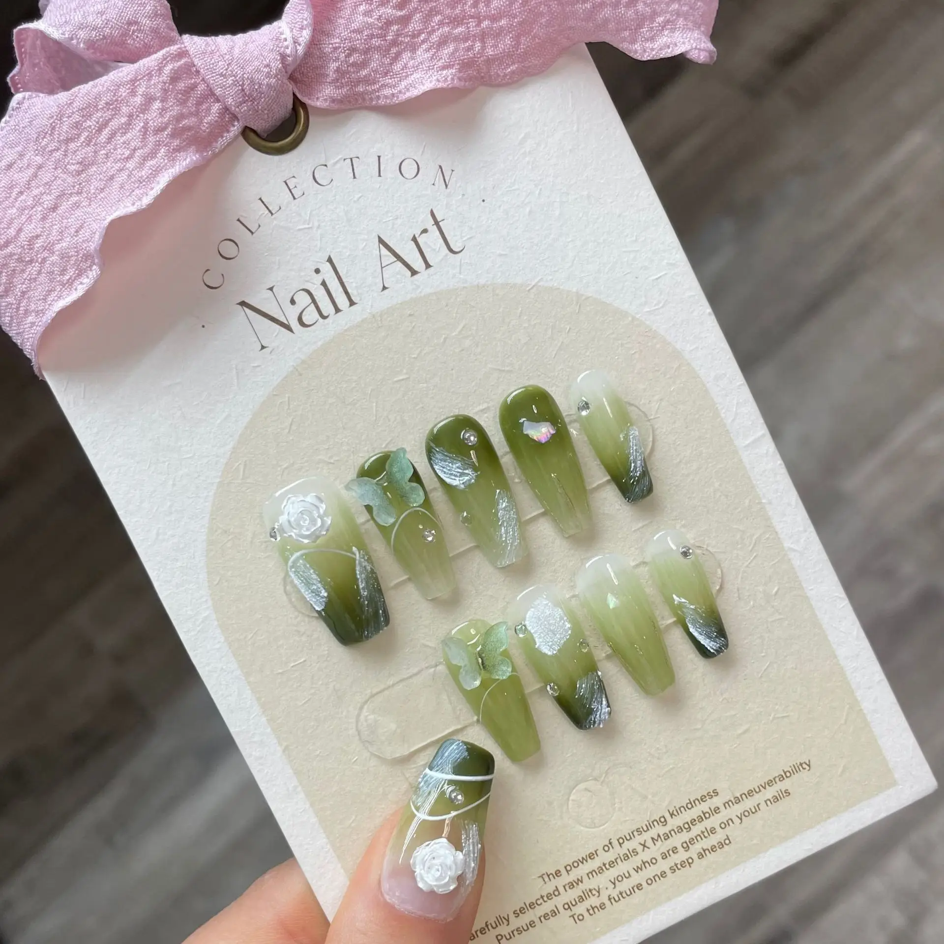 

Green Fake Nails Handmade Acrylic Medium Coffin Nail With Flowers 3D Designs Charms Artificial Free Shipping Press On Nails Art