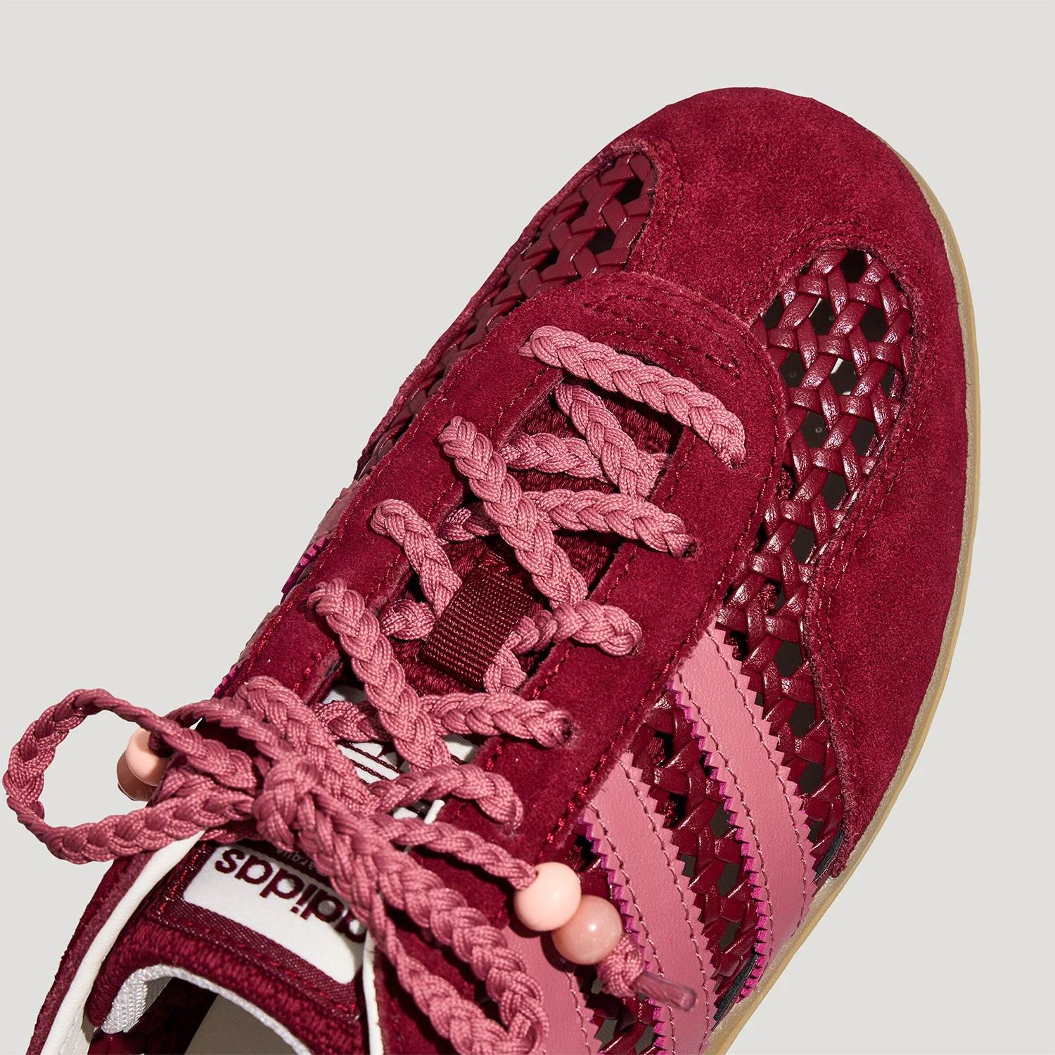 Фото Оригинальные женские классические повседневные низкие кеды Adidas на тонкой подошве для всех сезонов KH6237 №4
