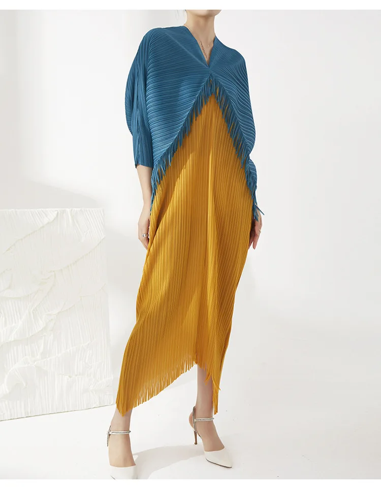 

NOBLE Miyake Pleated Spring Dress Tassel Contrast Color Bat Sleeve Loose Fringe Celebrity Long Elegant Abaya Apparel