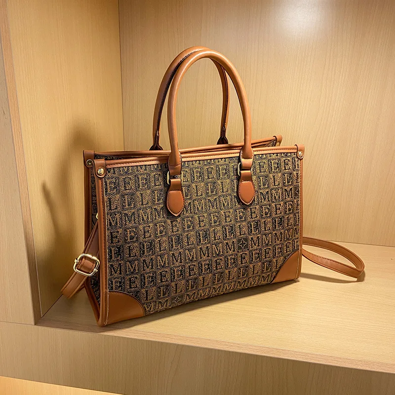 

Женская кожаная сумка-тоут через плечо, Осень-зима