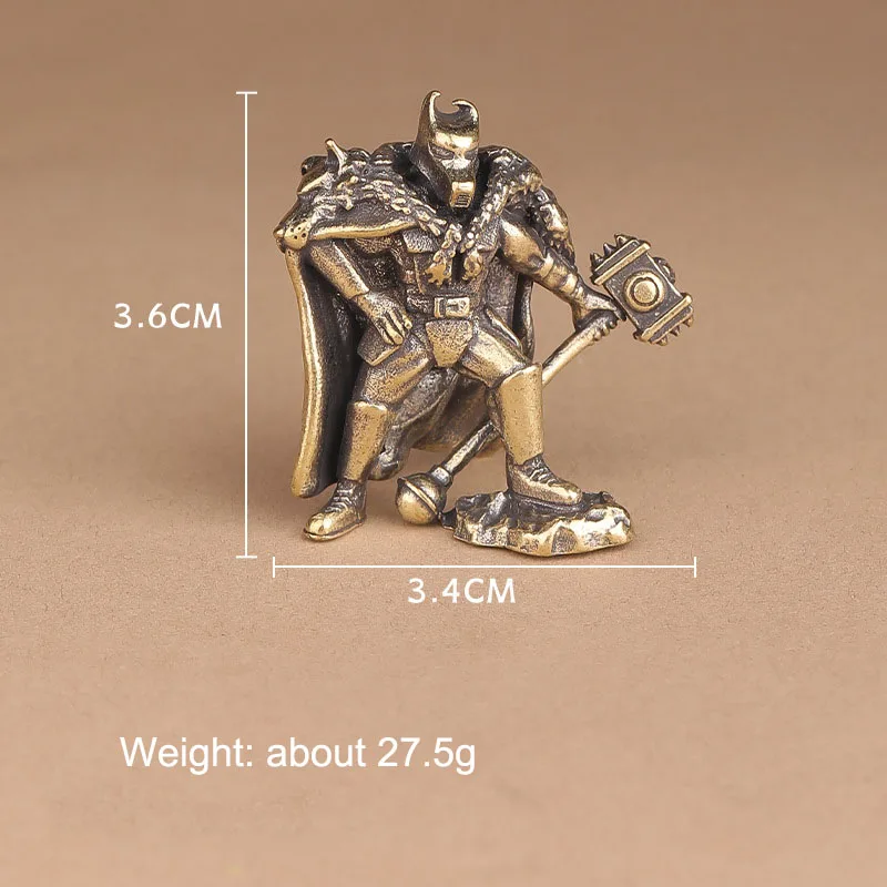 

Миниатюра латунного воина