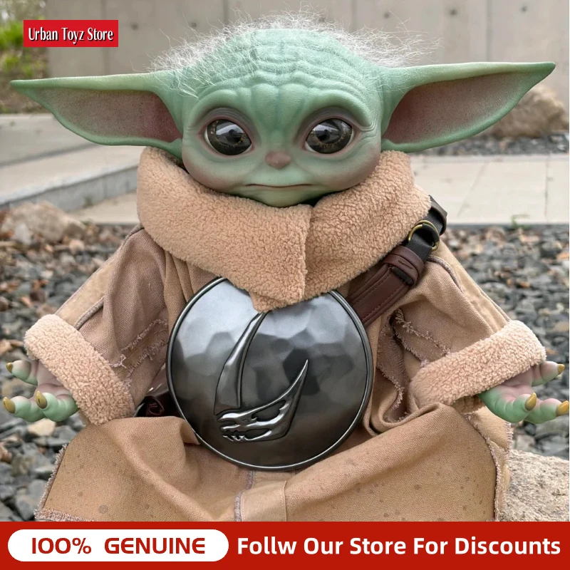 Фото Коллекционная фигурка Hot Toys Grogu в масштабе 1:1, реалистичная, из сериала «Мандалорец», с бешаровым щитом, для коллекционирования и демонстрации, для взрослых коллекционеров. №1