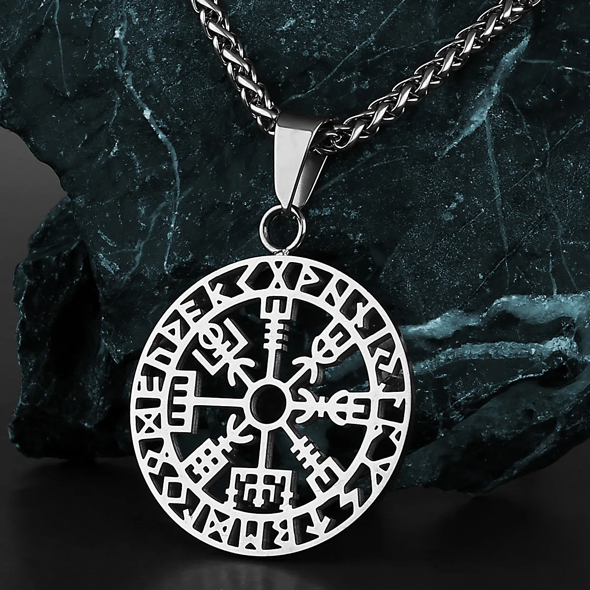 Vintage สแตนเลส Aegishjalmur Viking เข็มทิศสร้อยคอจี้นอร์ส Odin Viking Rune สร้อยคอผู้ชายแฟชั่นเครื่องประดับ Amulet