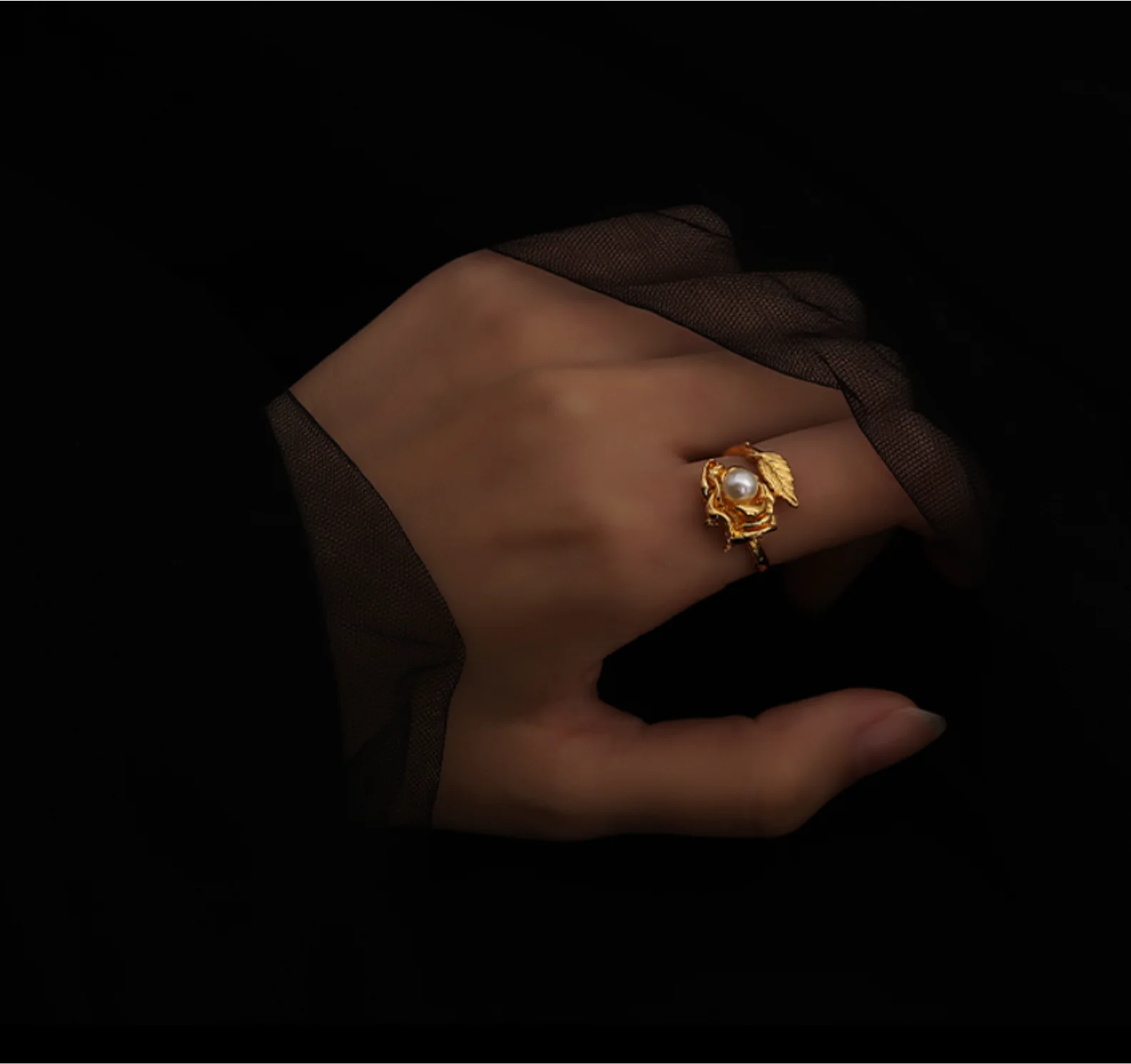 

2022 new Simple vintage copper plated pearl flower opening adjustable rings for women fashion jewelry (5pcs of free shipping)