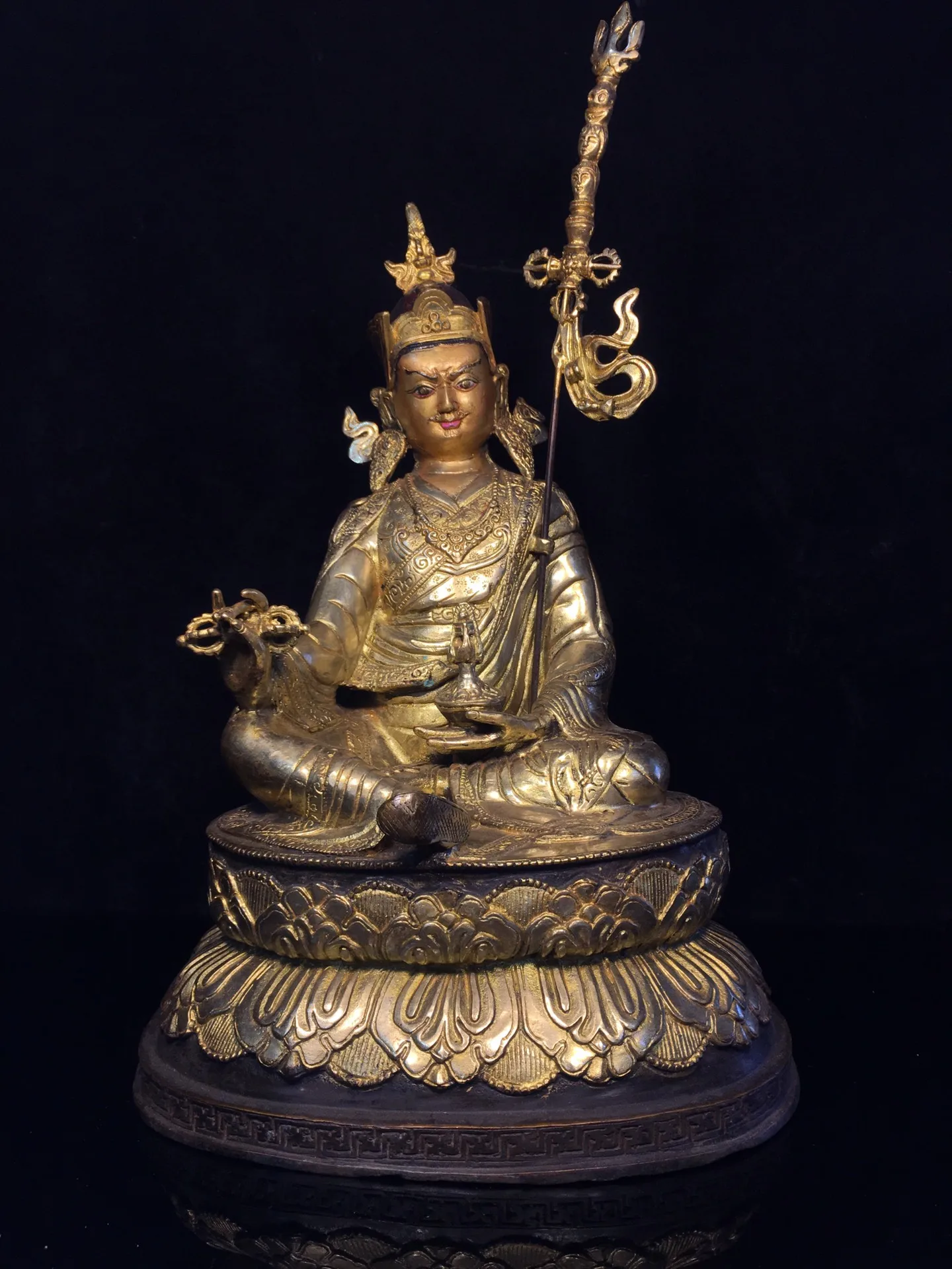 

14"Tibet Temple Collection Old Bronze Cinnabar Gilding Guru Rinpoche Padmasambhava Tibetan Buddha Worship Hall Town house