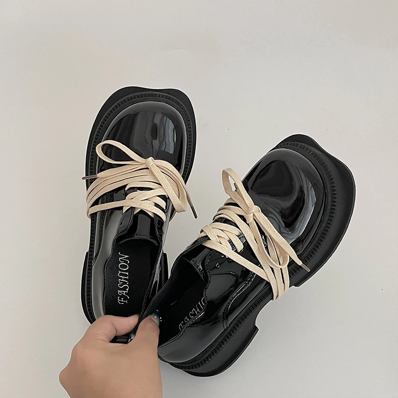 

Туфли женские с круглым носком, повседневные кроссовки, лоферы с мехом, черные, на плоской подошве, Модные сабо на платформе, оксфорды, осень ...