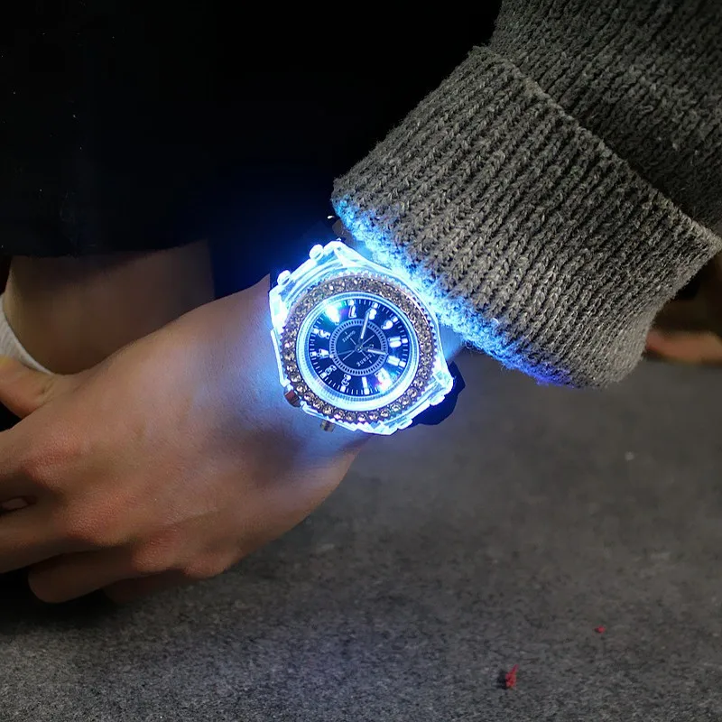 Fashionable Luminous Colorful Watch With Nightglow Silicone Strap, Exquisite Student Watch As A Birthday Gift For Children