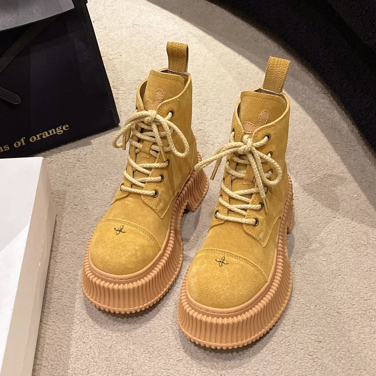 

Ботильоны женские на платформе, модные дизайнерские полусапожки в британском ретро стиле, увеличивающие рост, желтые, весна-осень