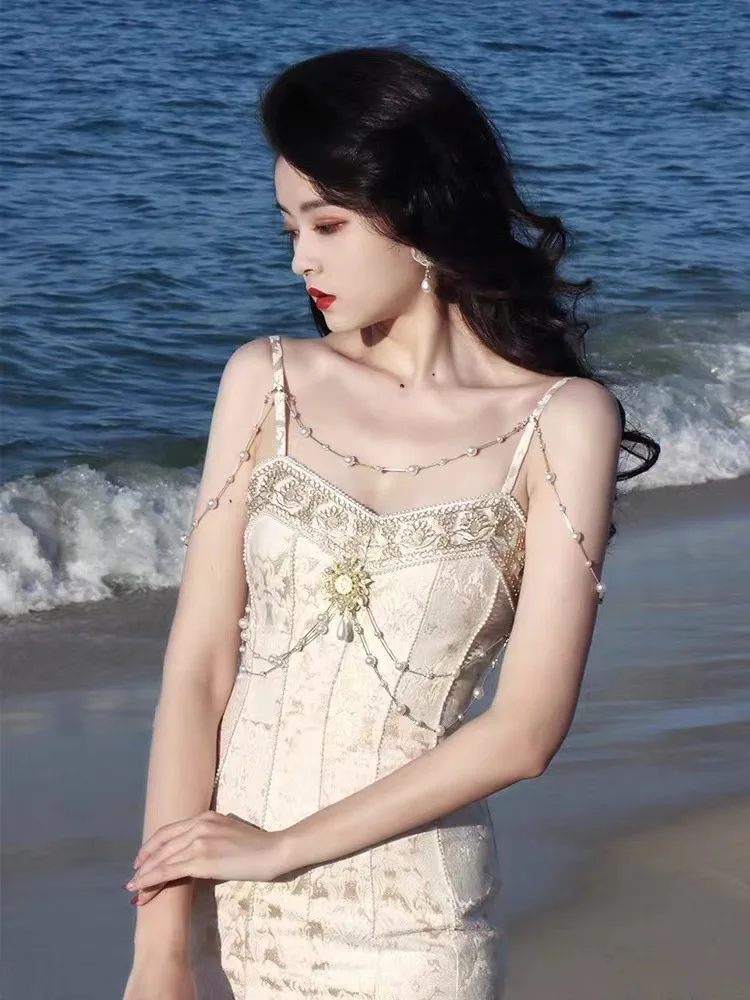 

High Quality Gorgeous Evening Dresses For Women Court Style Retro Fishtail Prom Spaghetti Dress Vintage Fashion Summer dress