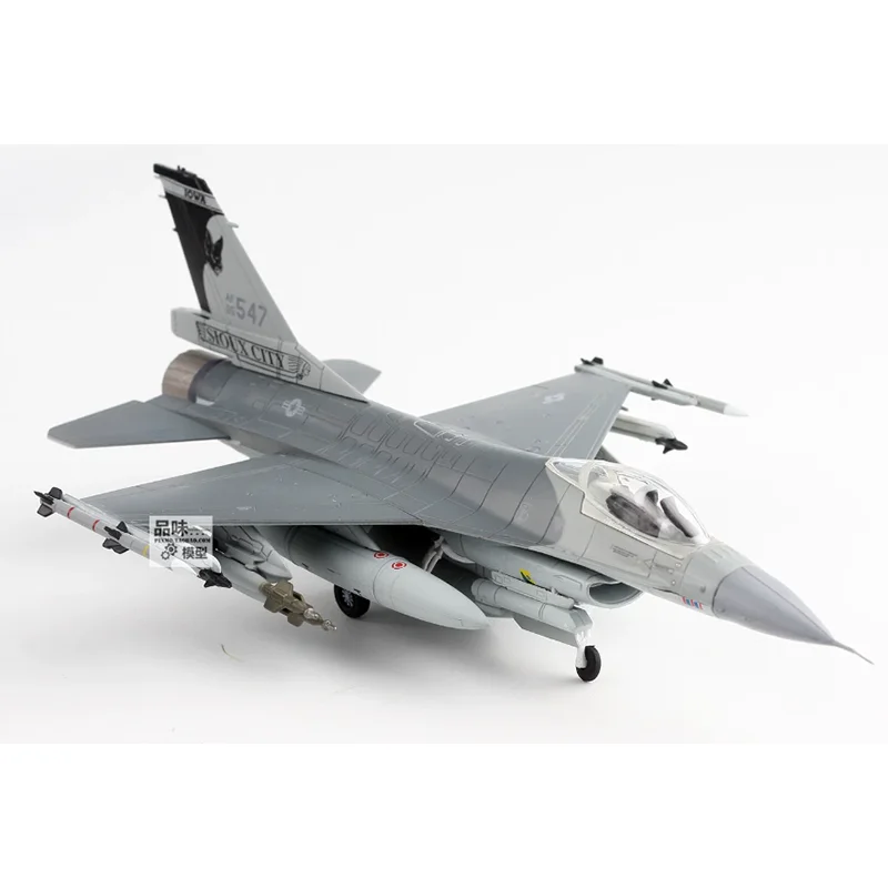 Фото Масштабная модель американского истребителя F-16C «Иов» Национальной гвардии (1:72), коллекционная, из сплава, для декора №3