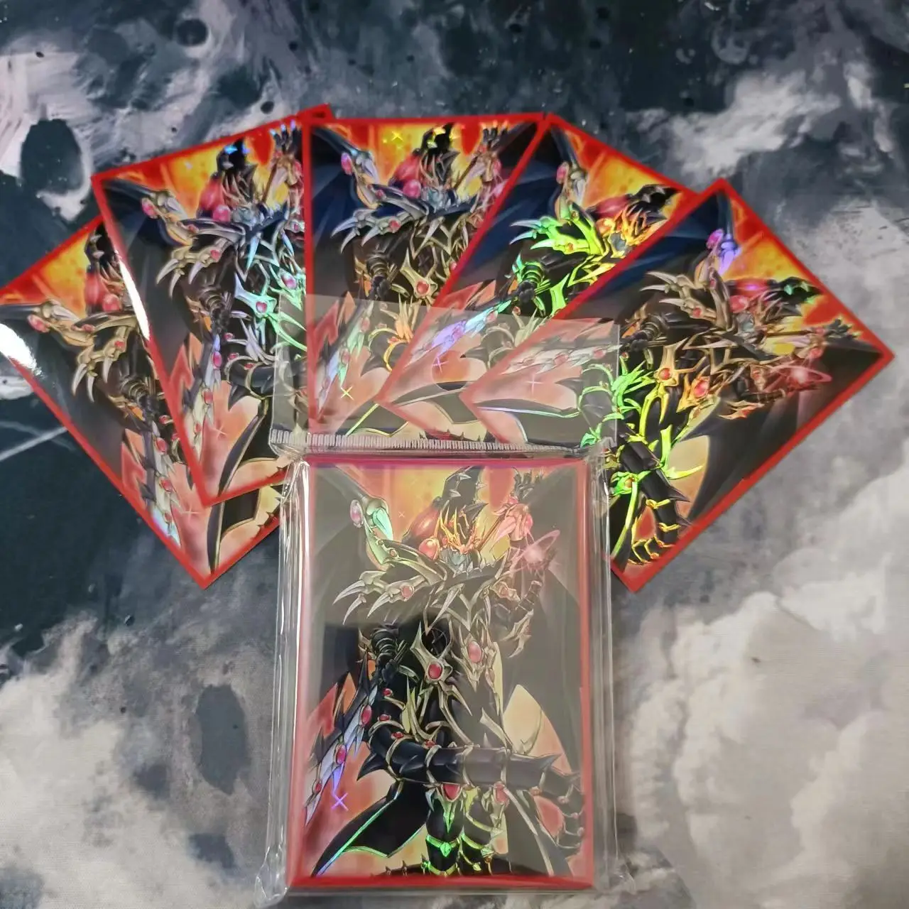 Фото 50 шт./упак. Yugioh Red-Eyes Dark Dragoon Card Sleeves Yu-Gi-Oh! Чехол для защиты от блеска для коллекционных карточек OCG №3