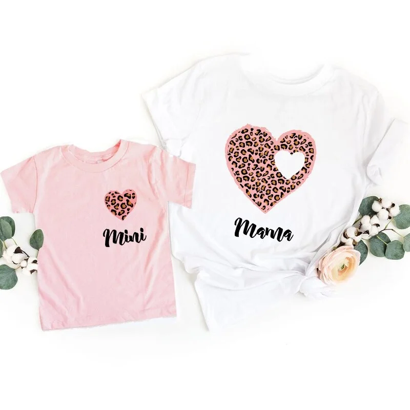 

Family Leopard Heart Shirts Mommy and Me T Shirt Woman & Girls Tops Tee Family Mom Daughter